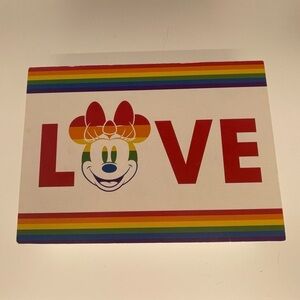 Minnie Mouse Love Rainbow Sign